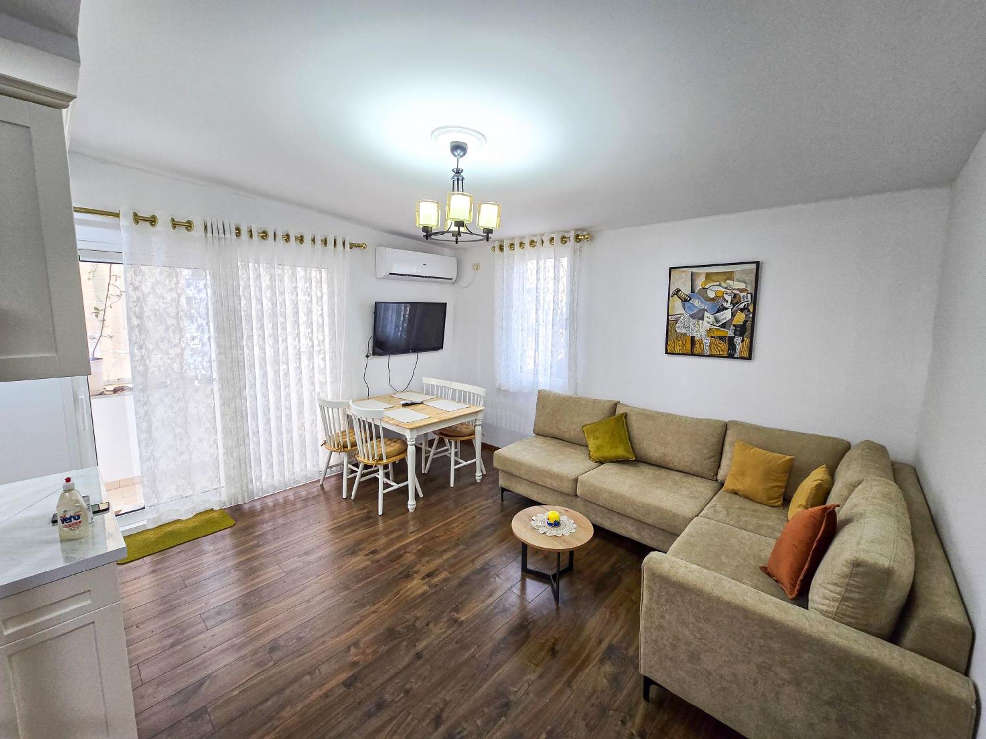 טיראנה Lake Park 2Br Apartment מראה חיצוני תמונה